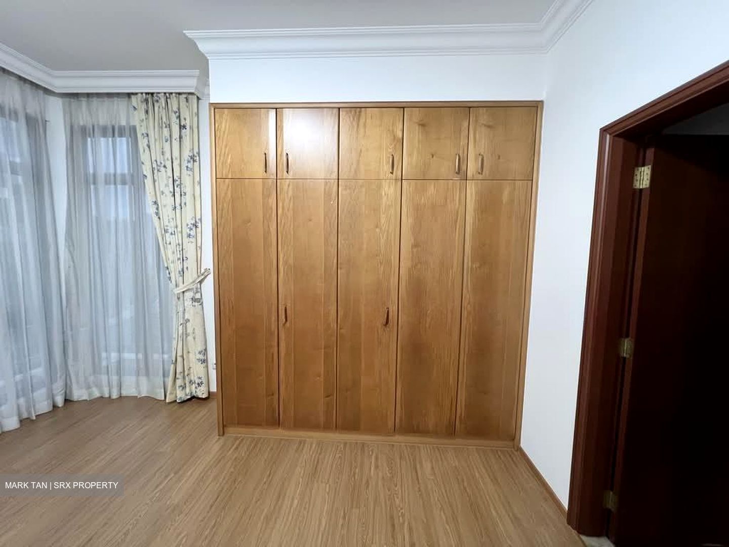 The Sterling (D21), Condominium #575379561